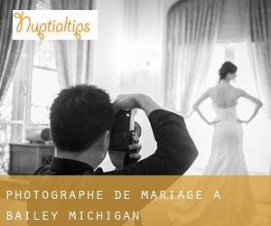 Photographe de mariage à Bailey (Michigan)